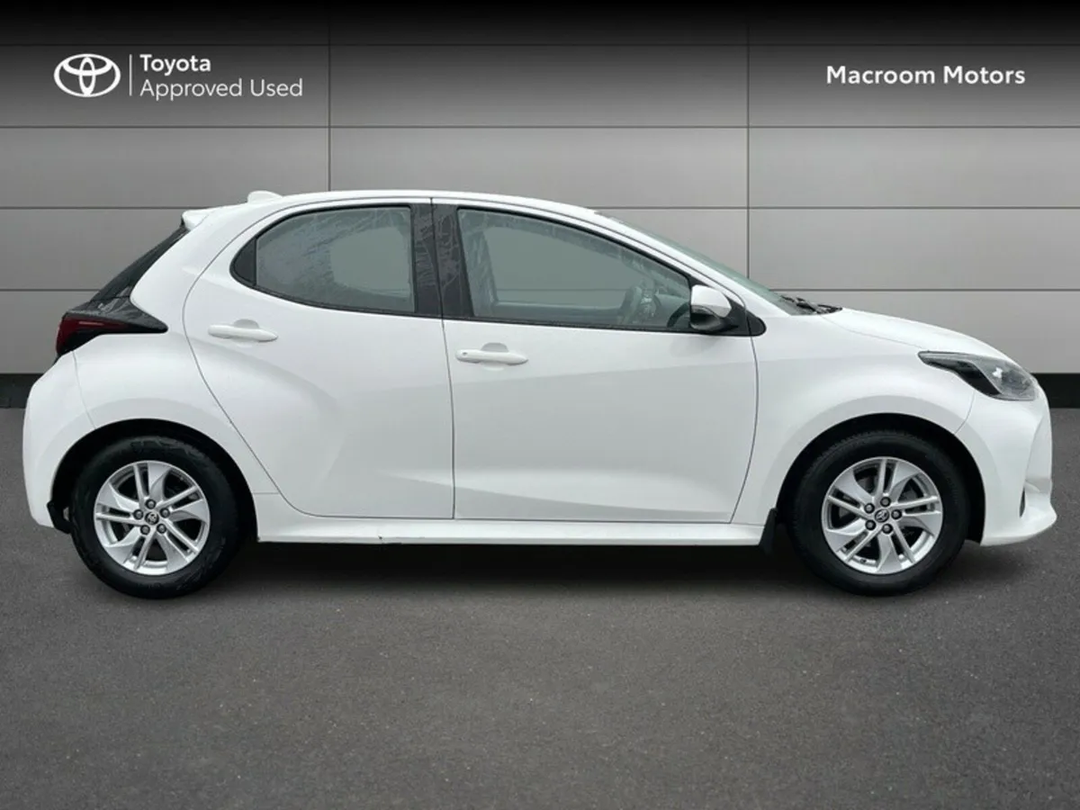 Toyota Yaris FRESH SELECTION OF TRADE-INS YARIS 1. - Image 3