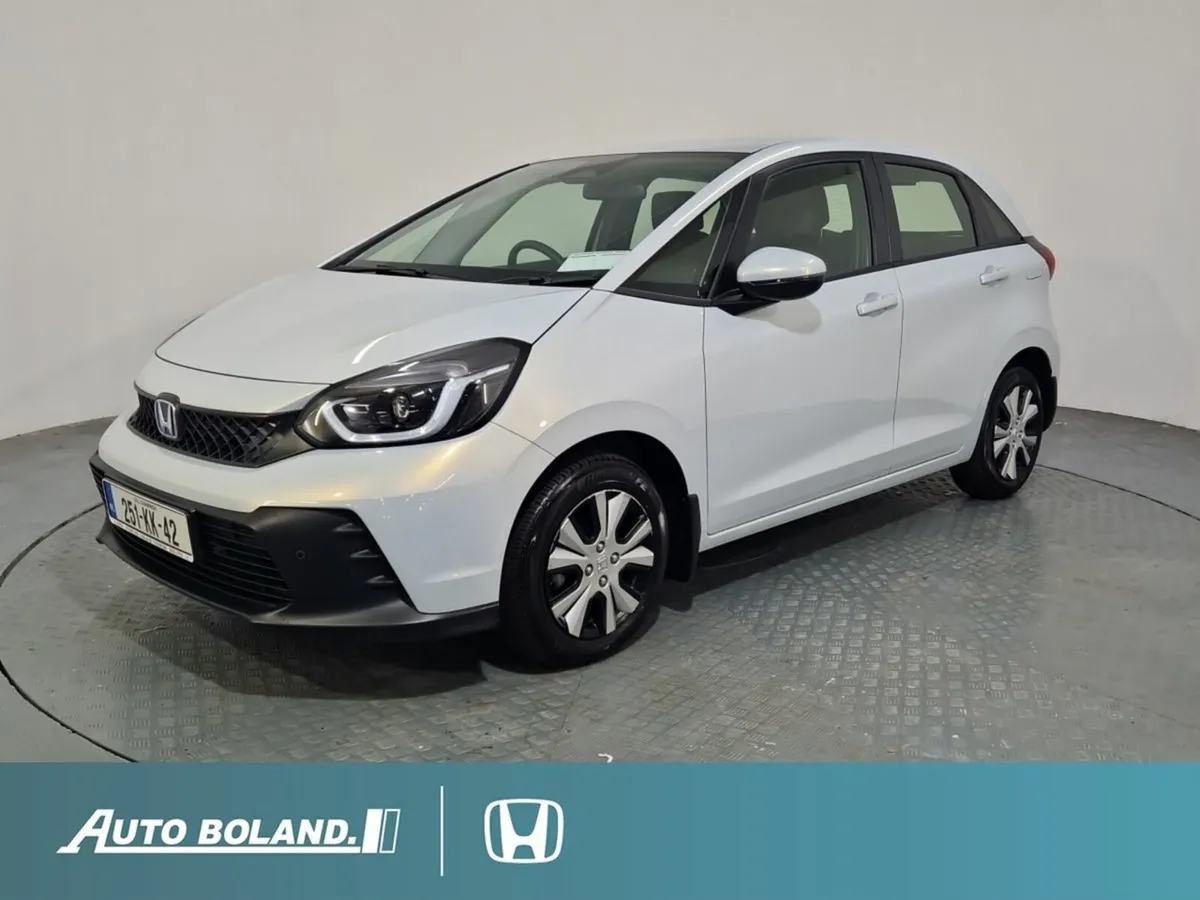 Honda Jazz 1.5i-MMD HEV Elegance Auto - Image 1