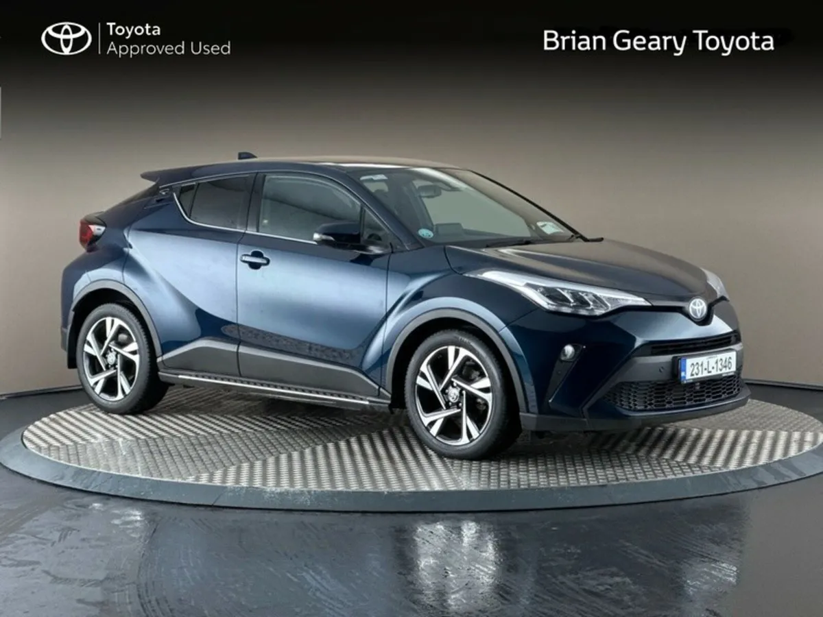 Toyota C-HR HYBRID SPORT - Image 1