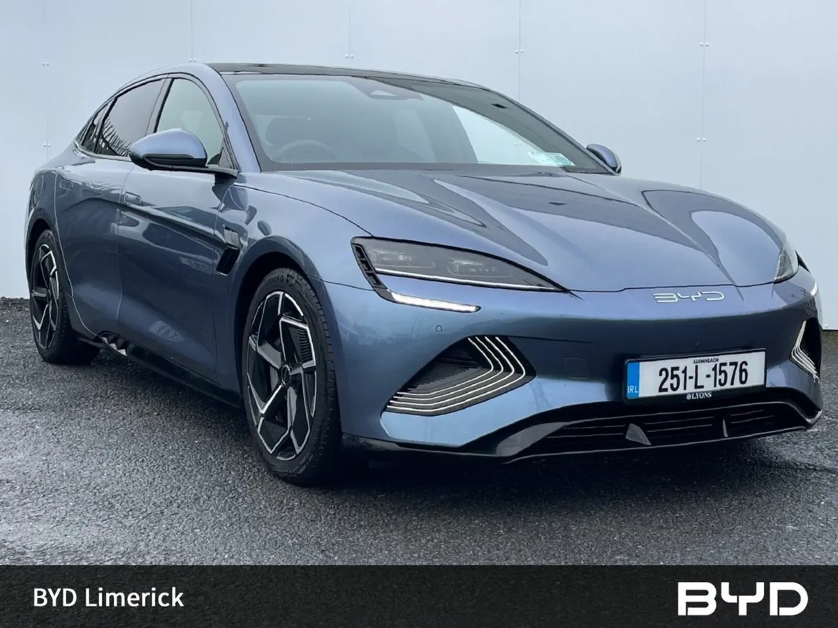 BYD SEAL 82.5kWh Design RWD - Image 1