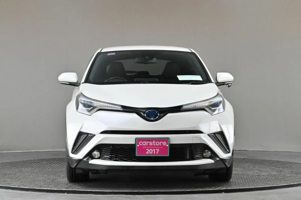 Toyota C-HR 1.8 HYBRID **REVERSE CAM**ANDROID CAR - Image 2