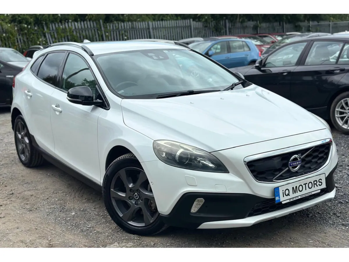 Volvo V40 D4 2.0L DIESEL AUTOMATIC(2293) - Image 1