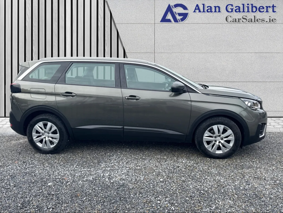 Peugeot 5008 1.5HDI ACTIVE 7 Seater Model - Image 3