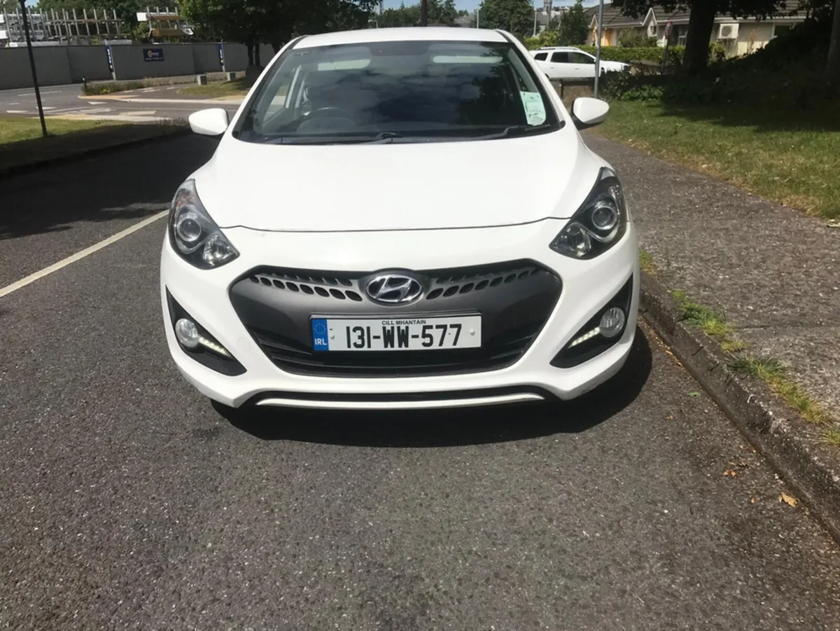 Hyundai i30 PRO 3DR Van CVRT 04-26 - Image 4