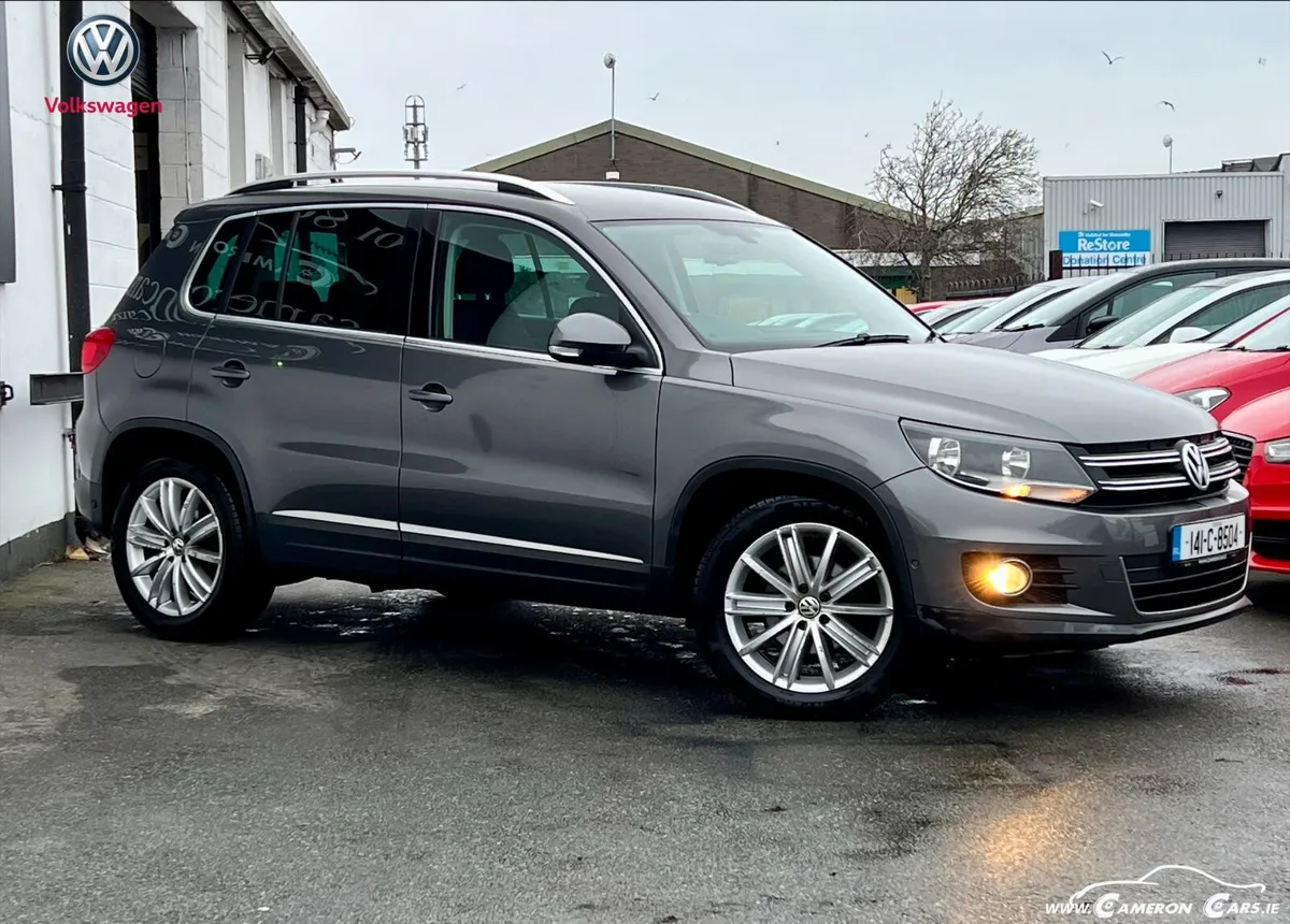 VOLKSWAGEN TIGUAN SPORT 6 SPEED MANUAL - Image 4