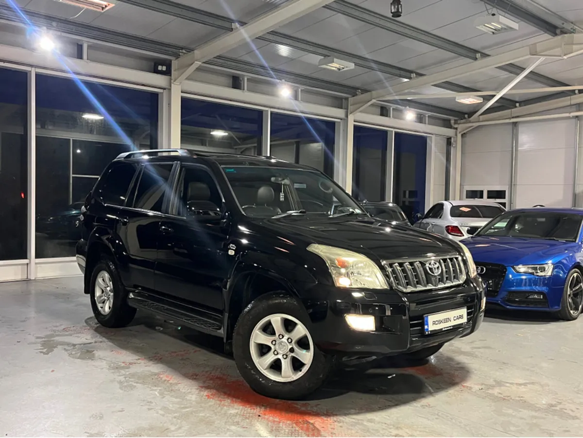 Toyota Land Cruiser 3.0 INVINCIBLE D-4D A 5DR - Image 1