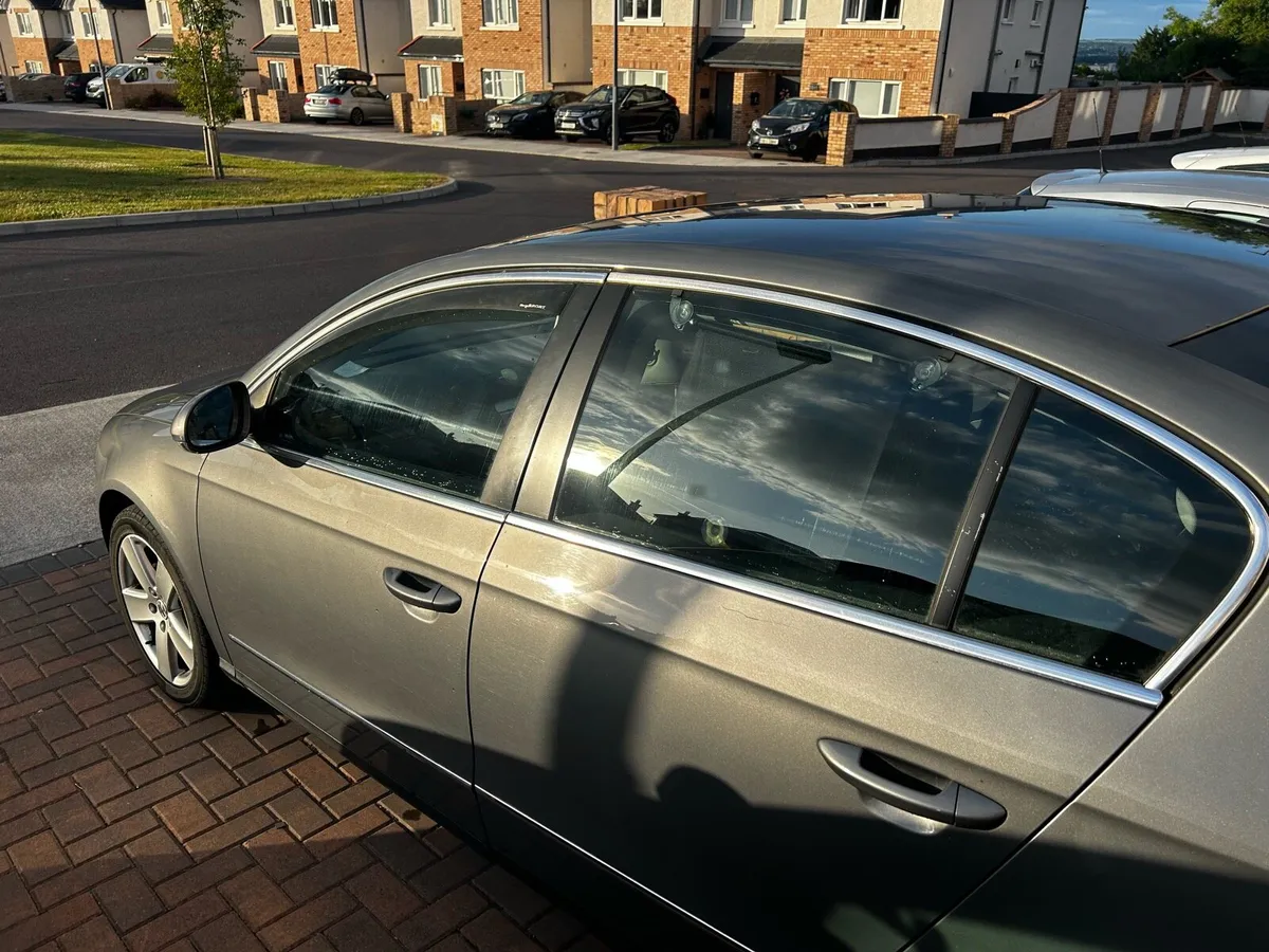 2008 VW Passat Highline TDI - Image 2