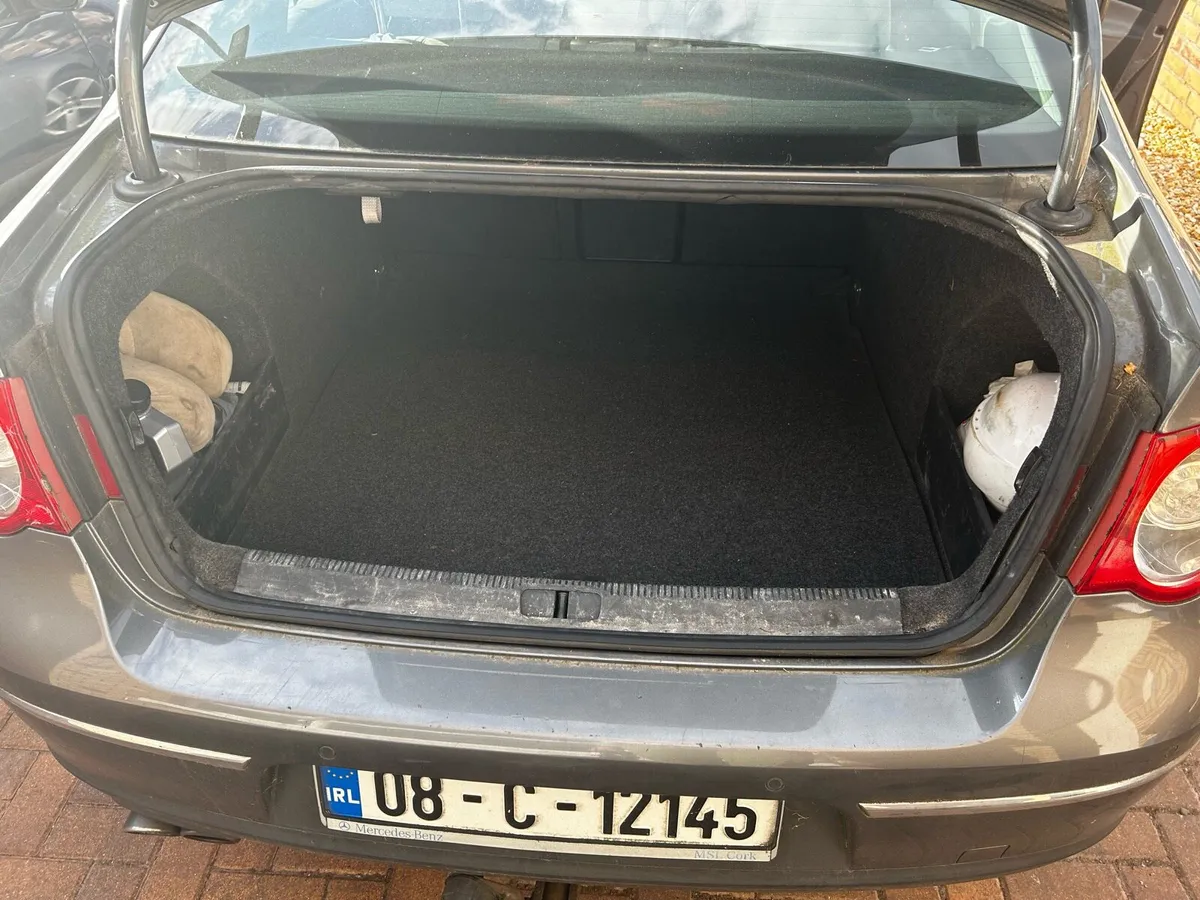 2008 VW Passat Highline TDI - Image 4