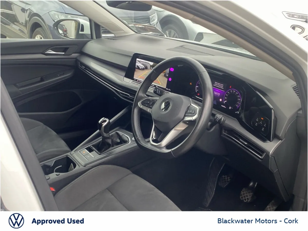 Volkswagen Golf 1.5TSI 130BHP 5DR STYLE - Image 4
