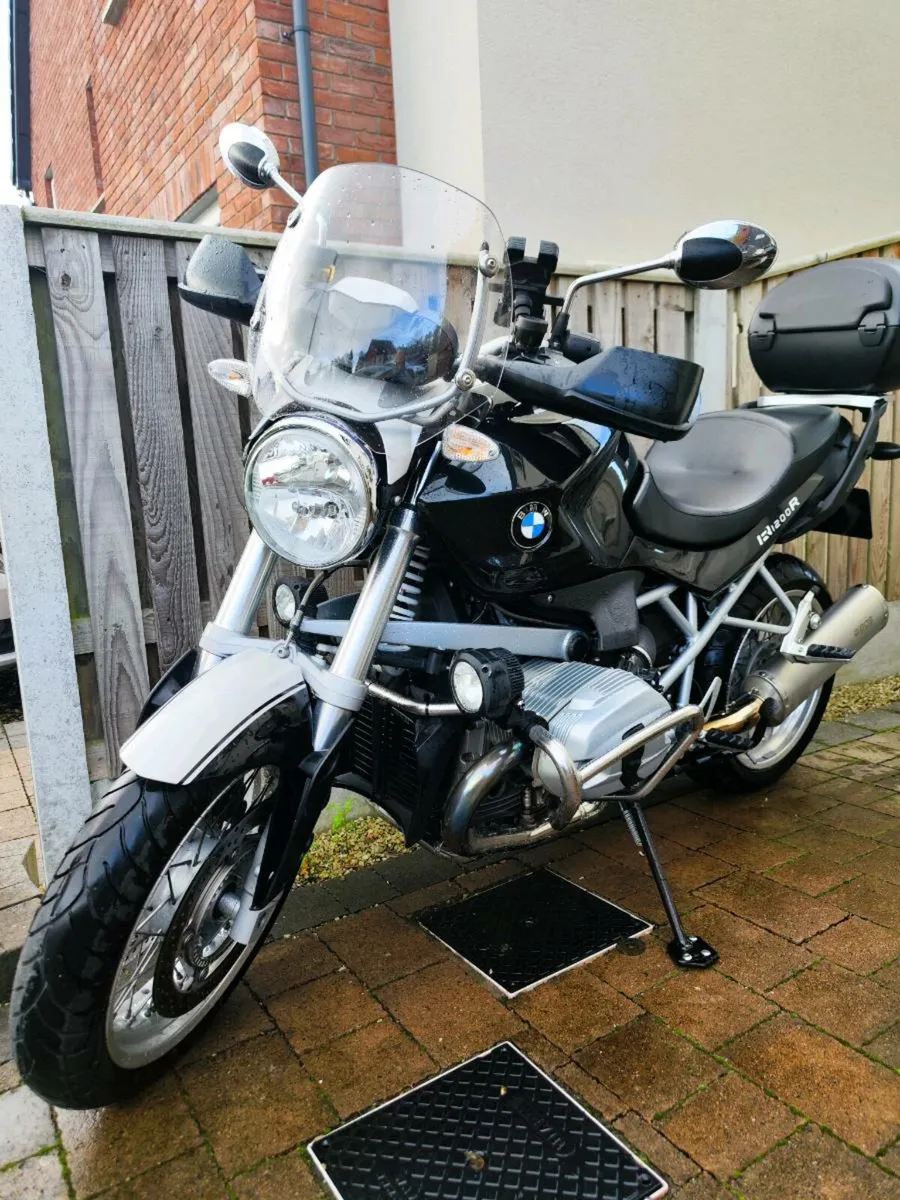 BMW R1200R Classic only 8k miles - Image 4