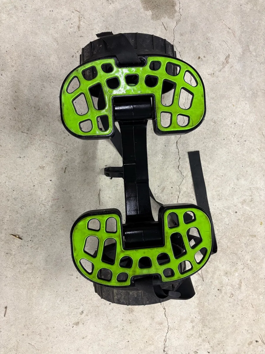 12ft Kayak - Image 3