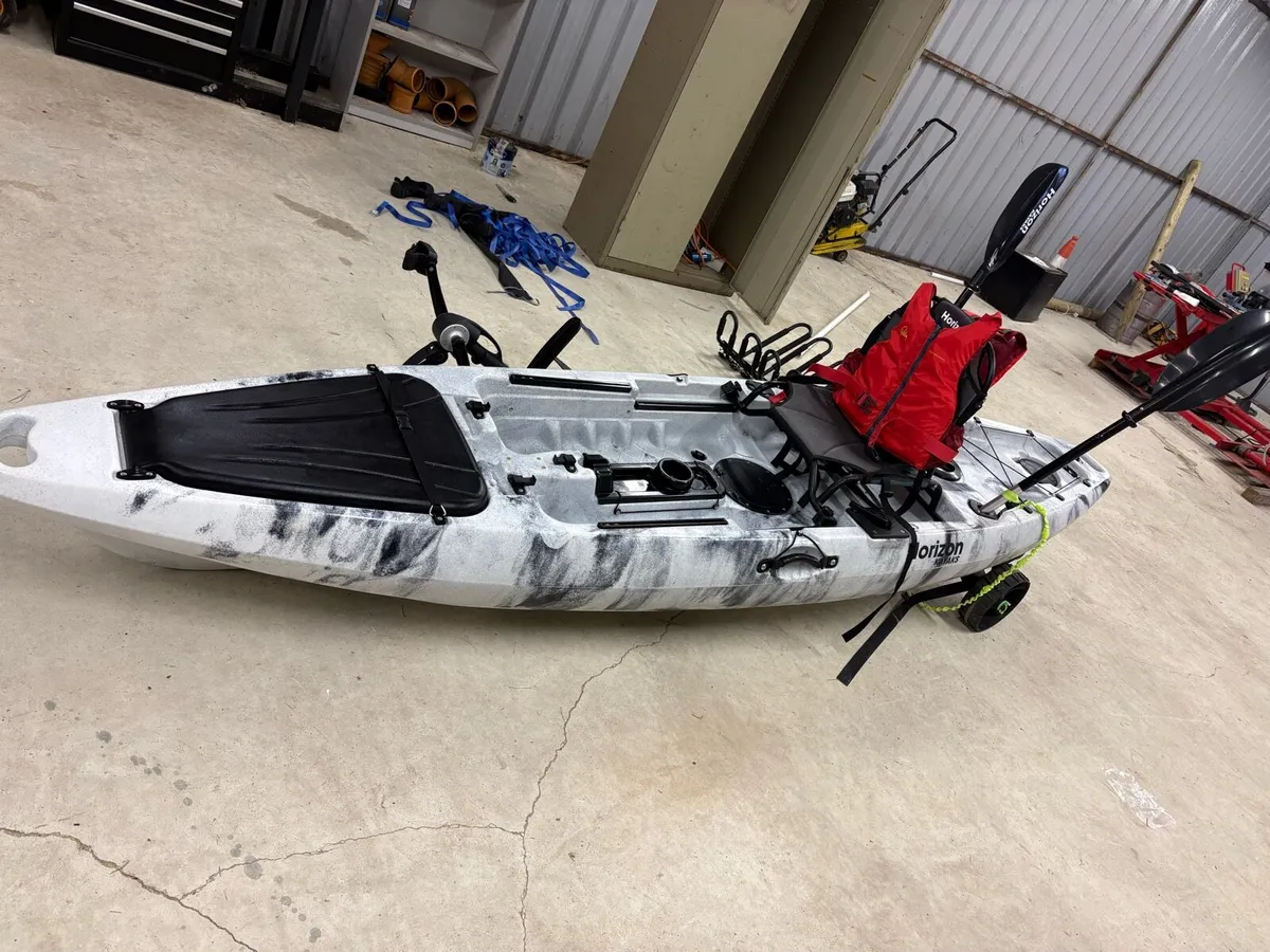 12ft Kayak - Image 1