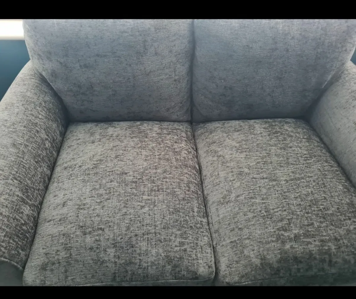 Couch - Image 2