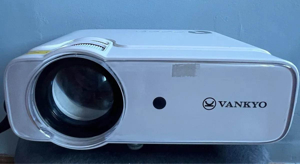 BRAND NEW PROJECTOR - Image 1