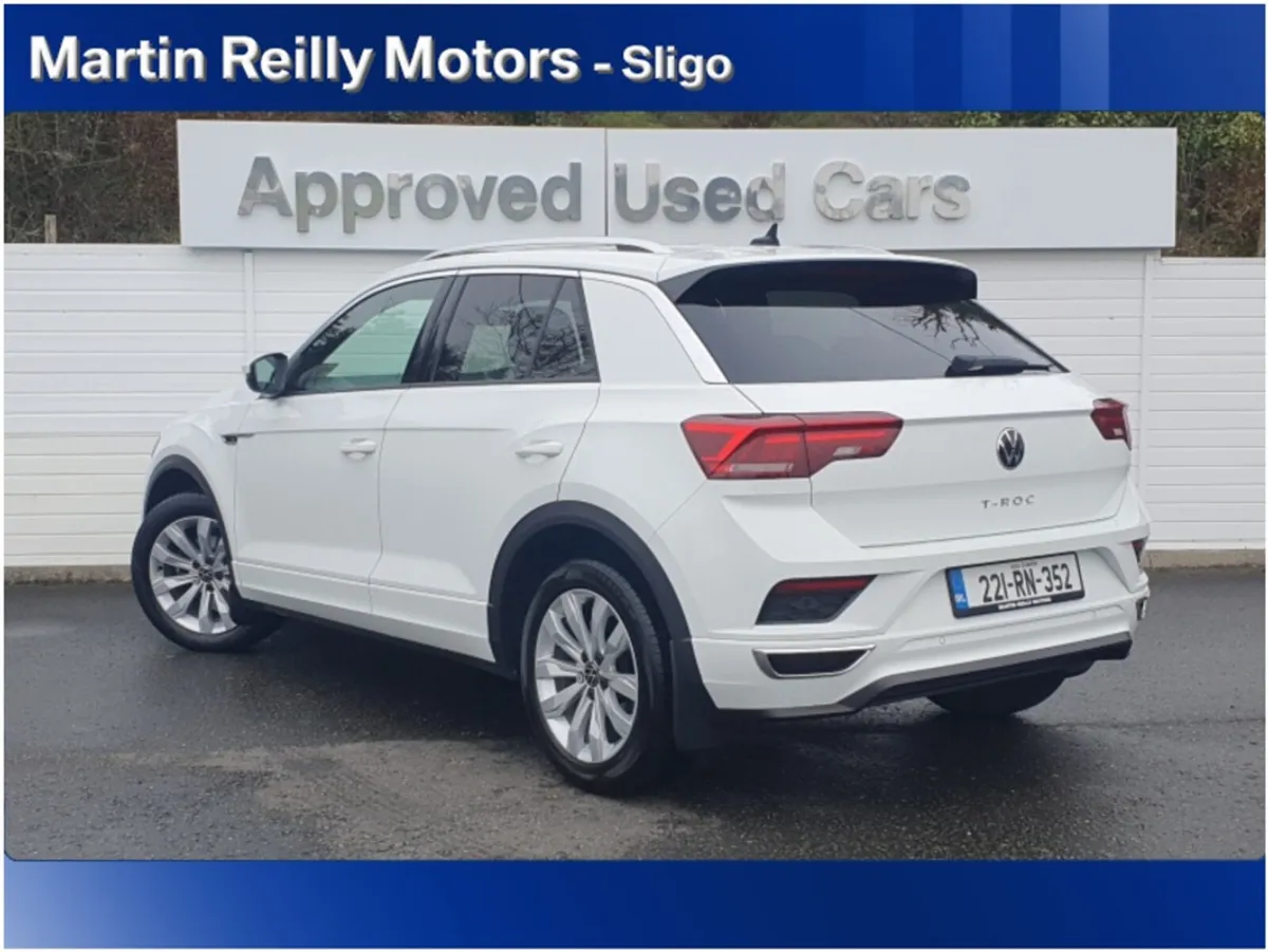 Volkswagen T-Roc R-LINE 1.5 TSI AUTO - Image 3