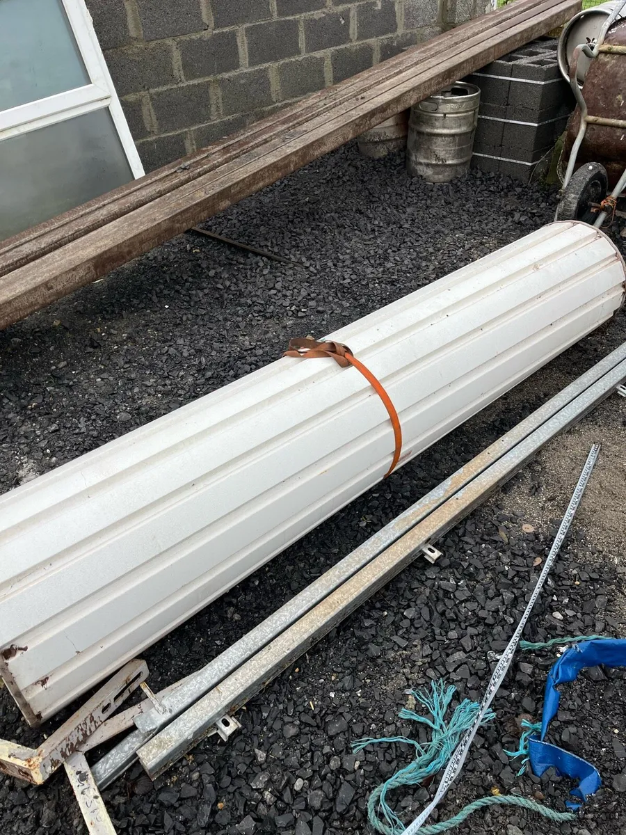 Roller door - Image 1