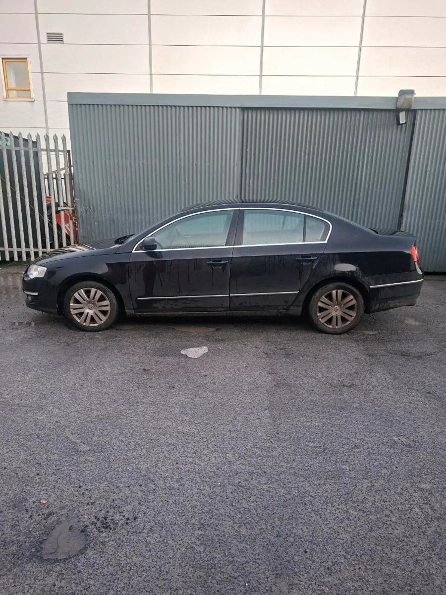 Passat 1.6 petrol starting and driving - Image 3