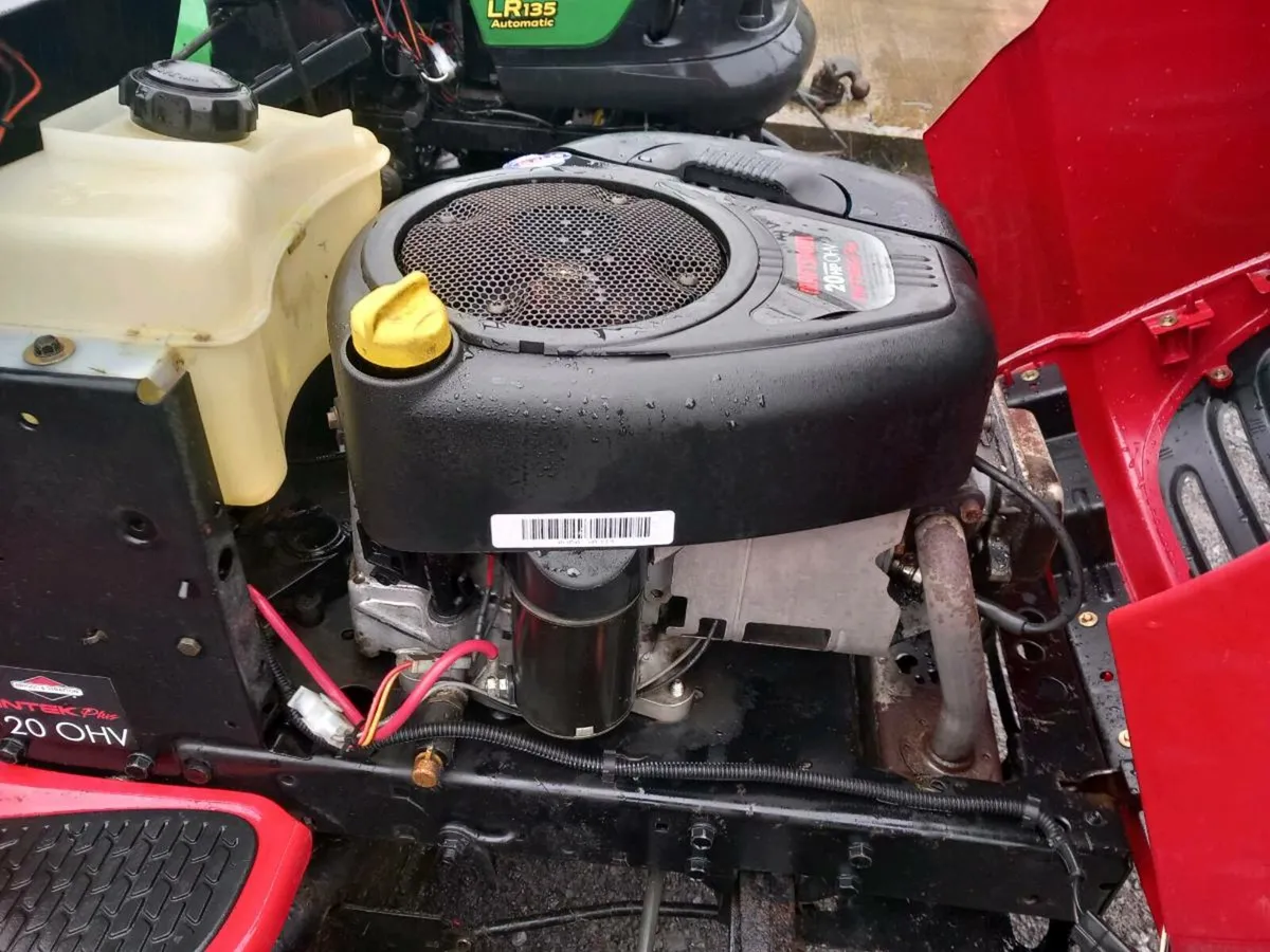 20 horsepower briggs and Stratton engine for sale - Image 4