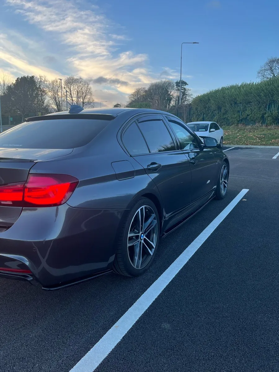 BMW 320 Diesel M Sport Automatic Shadow Edition - Image 4