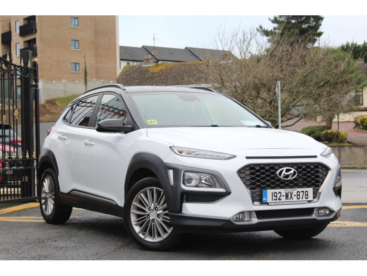 Hyundai KONA Executive 1.6 Diesel Two Tone - Image 1