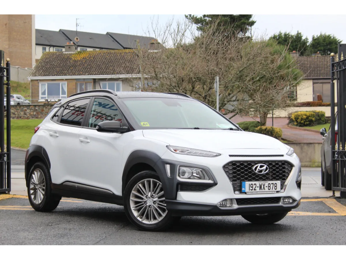 Hyundai KONA Executive 1.6 Diesel Two Tone - Image 2