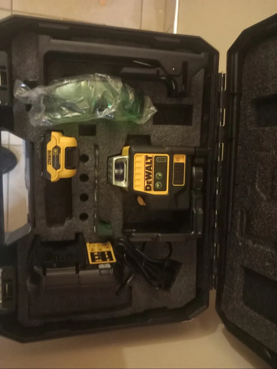 New dewalt 12V green laser - Image 2