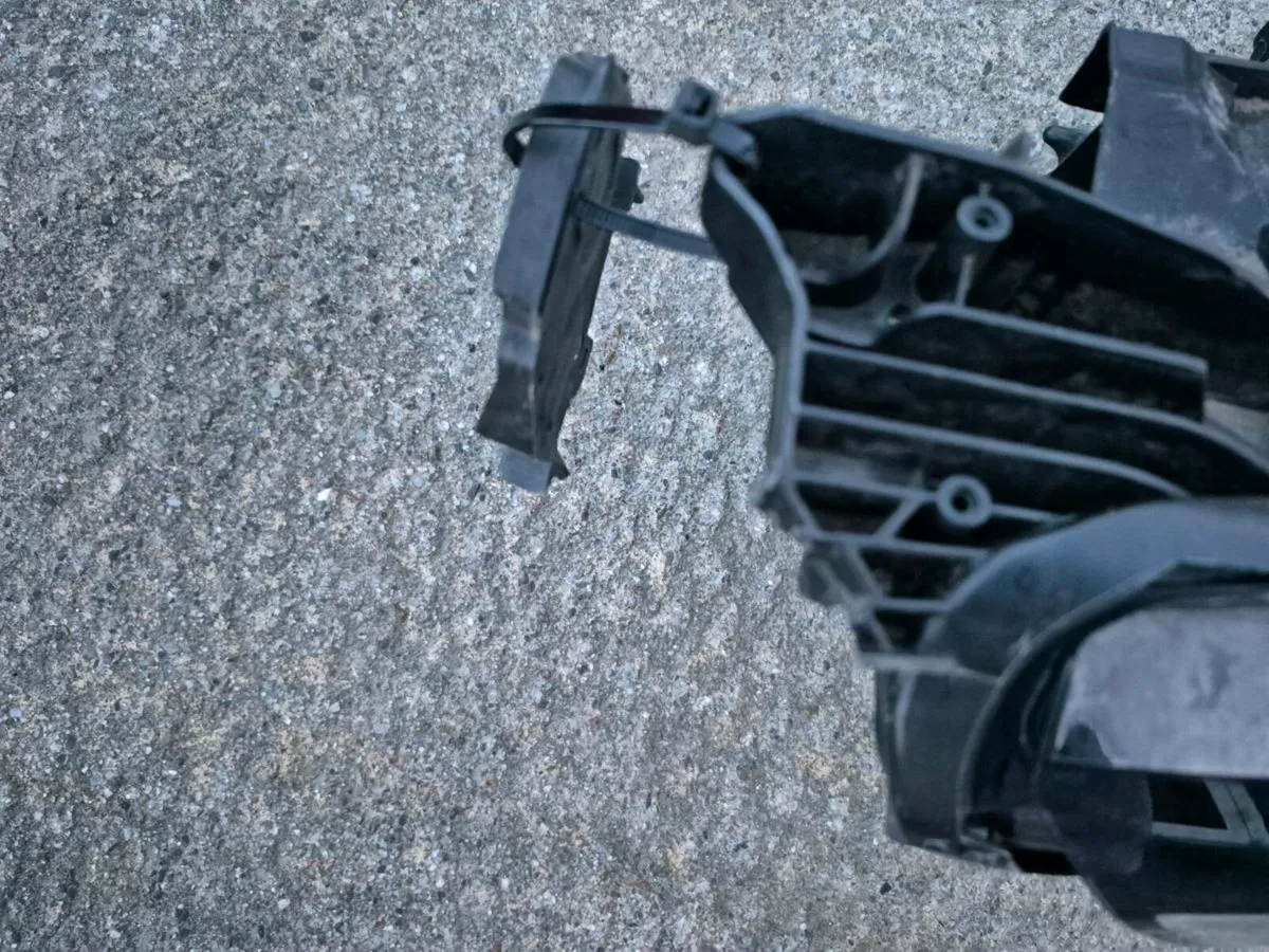 Driver Head Light Peugeot 3008 2021 - Image 4