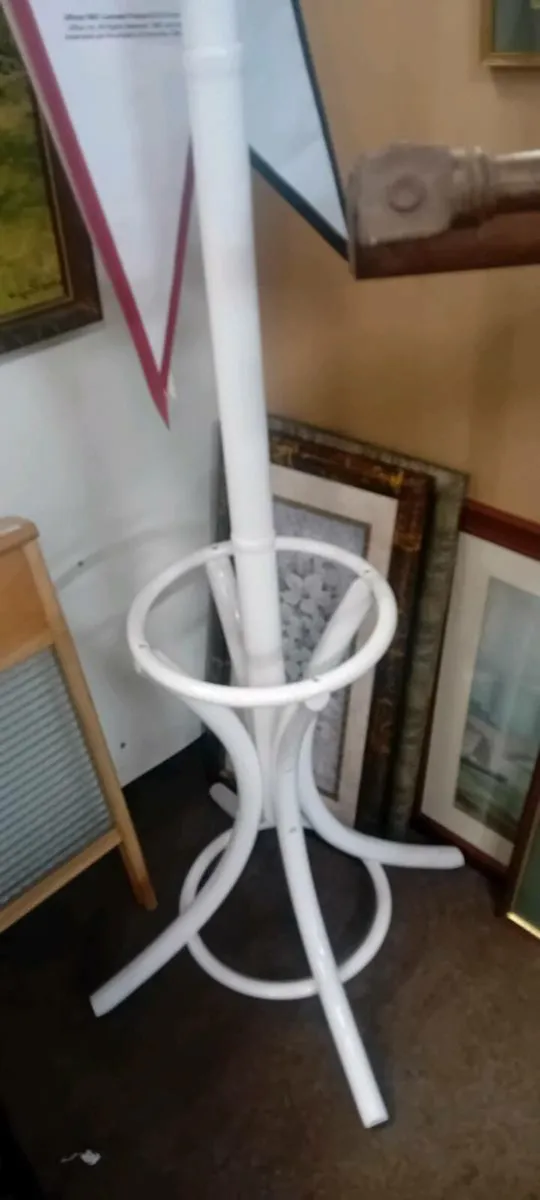 White Faux Bentwood Cost hanger - Image 2