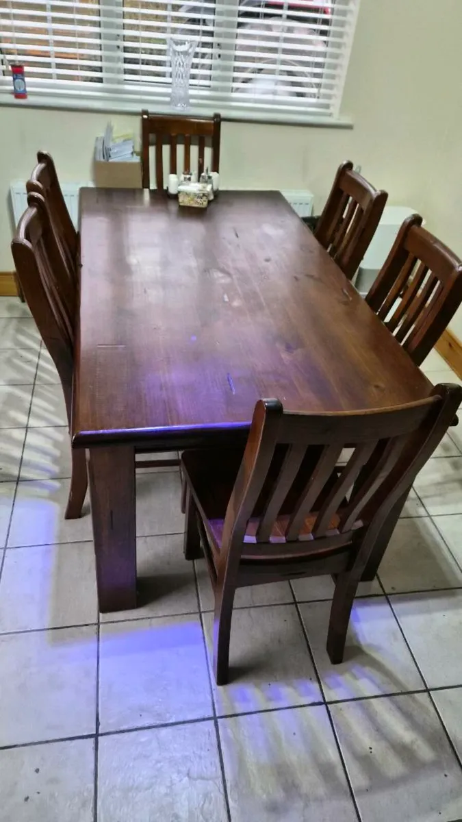Kitchen Table - Image 1