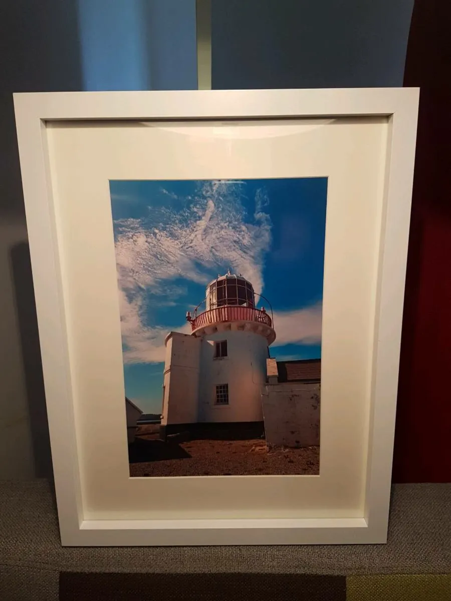 Roches Point Lighthouse - Image 2