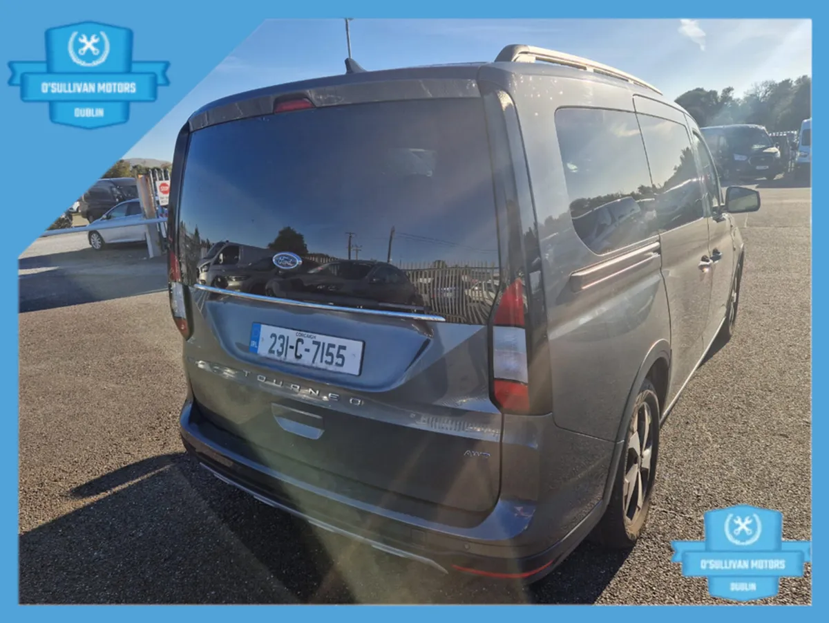 Ford Tourneo Connect /2023/2.0 DIESEL/7SEATER/WAV - Image 4