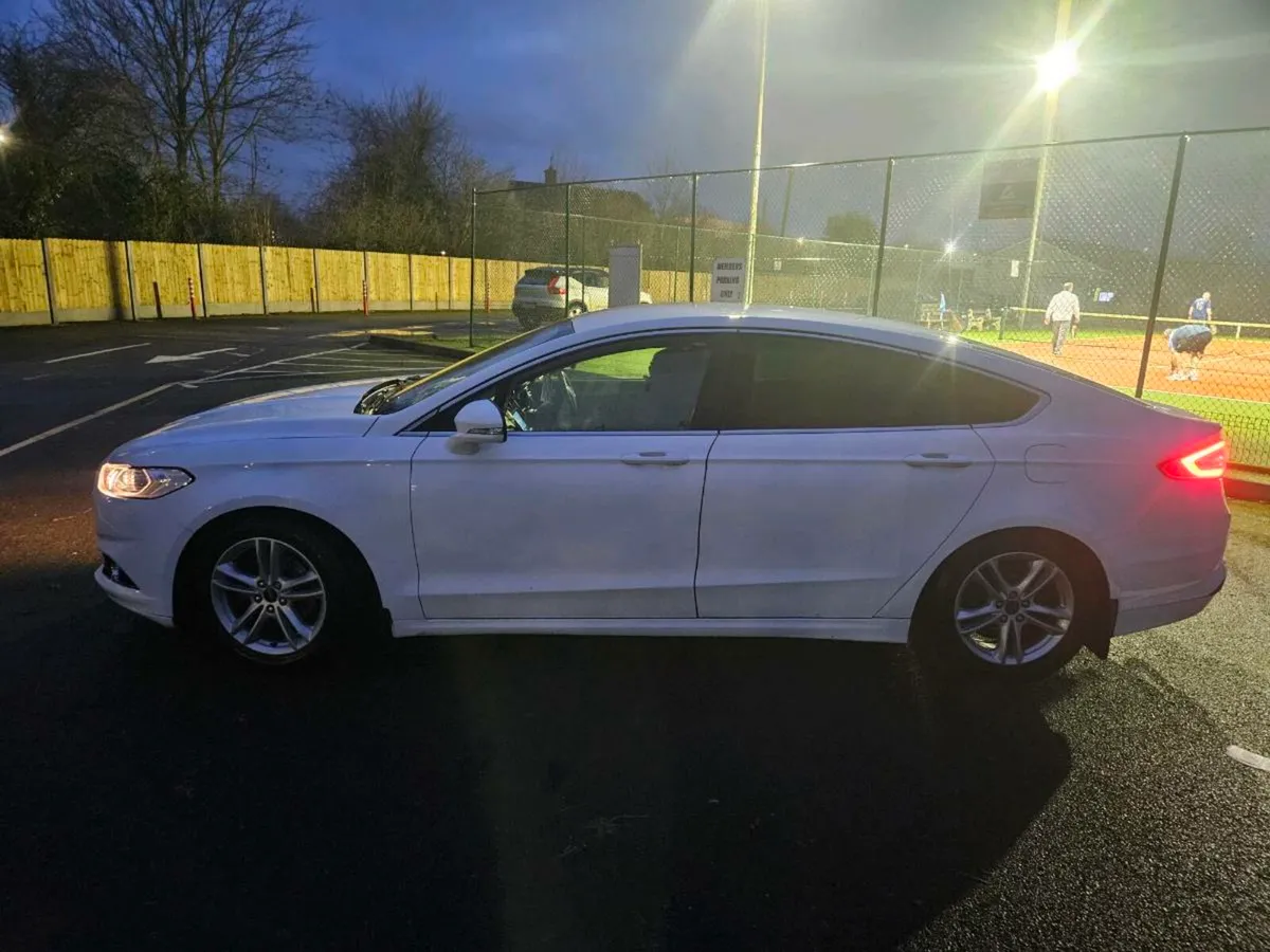 Ford Mondeo Titanium - Image 3