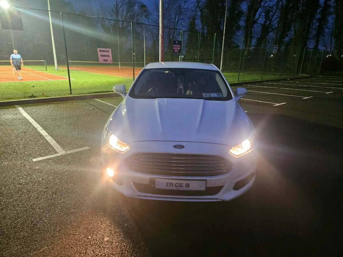 Ford Mondeo Titanium - Image 4