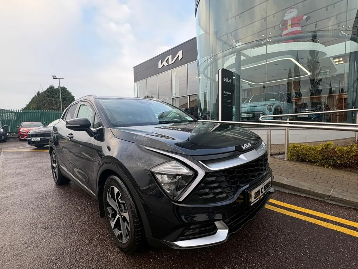 Kia Sportage Manual 5DR, Touch Screen Infotainment - Image 2