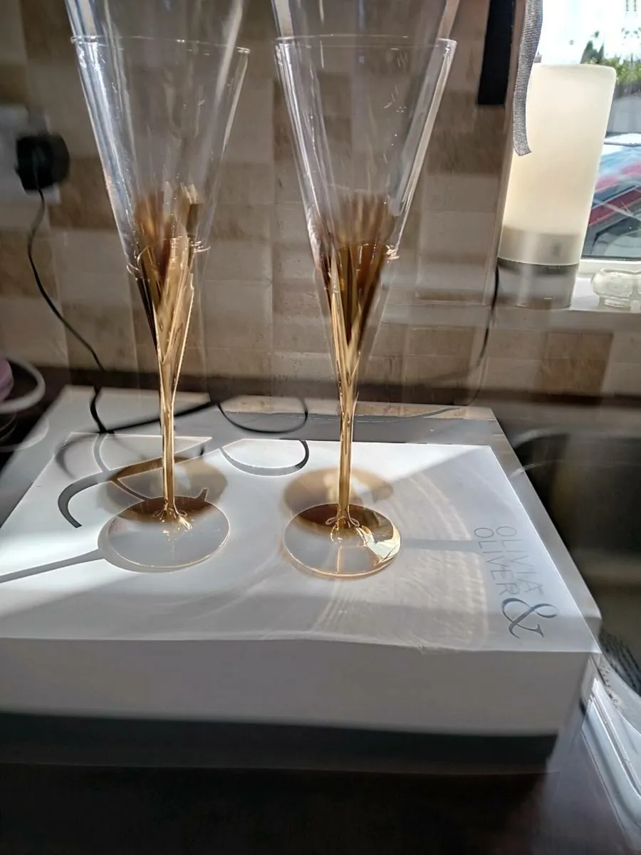 WINE FLUTES.  X.  2. NEW BOXED