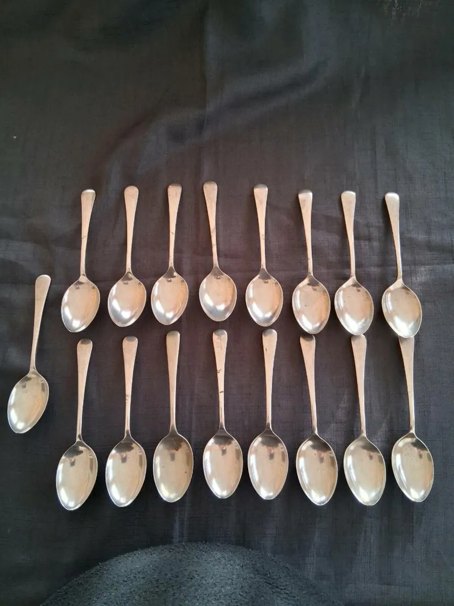 17 Old Silver Plated Dessert Spoons - Image 1