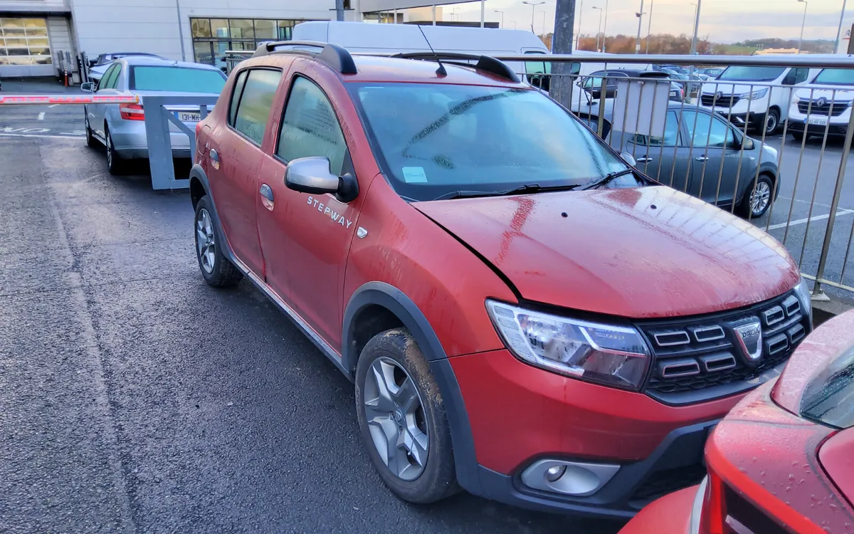 Dacia Sandero Stepway 2017 - Image 1