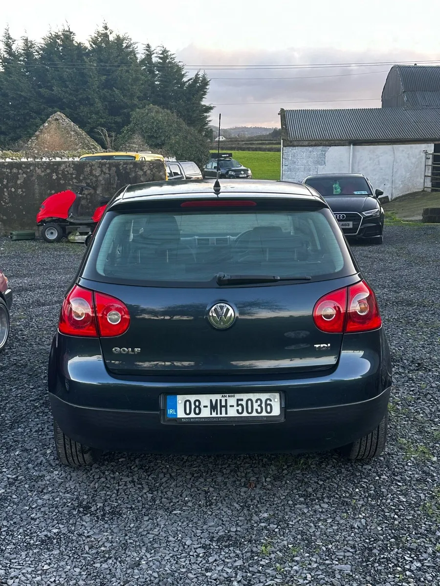 Volkswagen Golf - Image 4