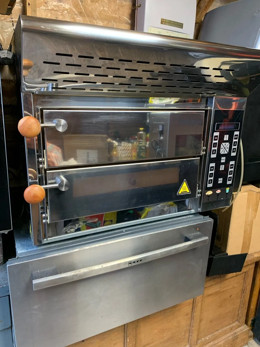 Pizza oven - Image 1