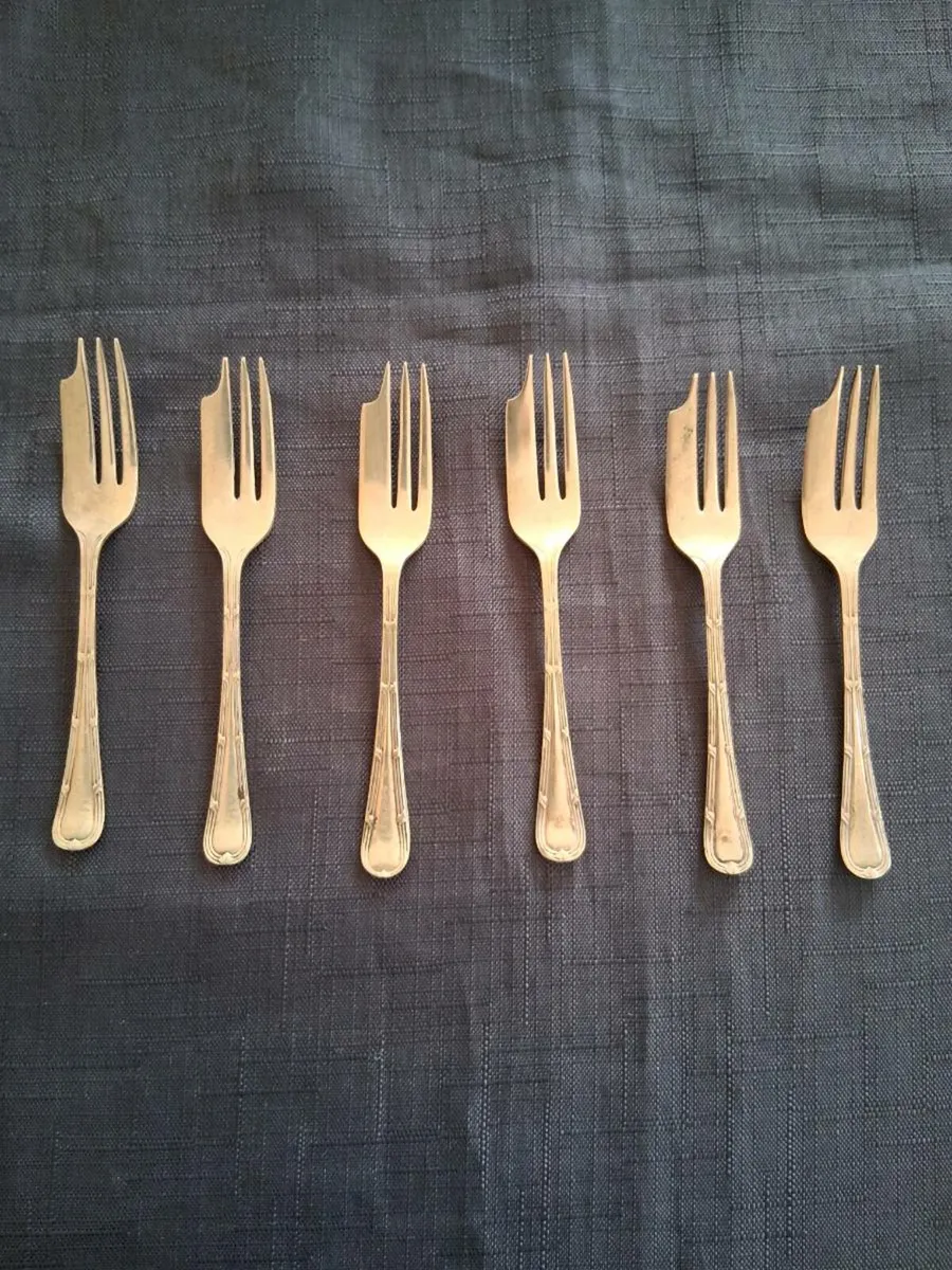 6 EPNS Cake Fork's - Image 1