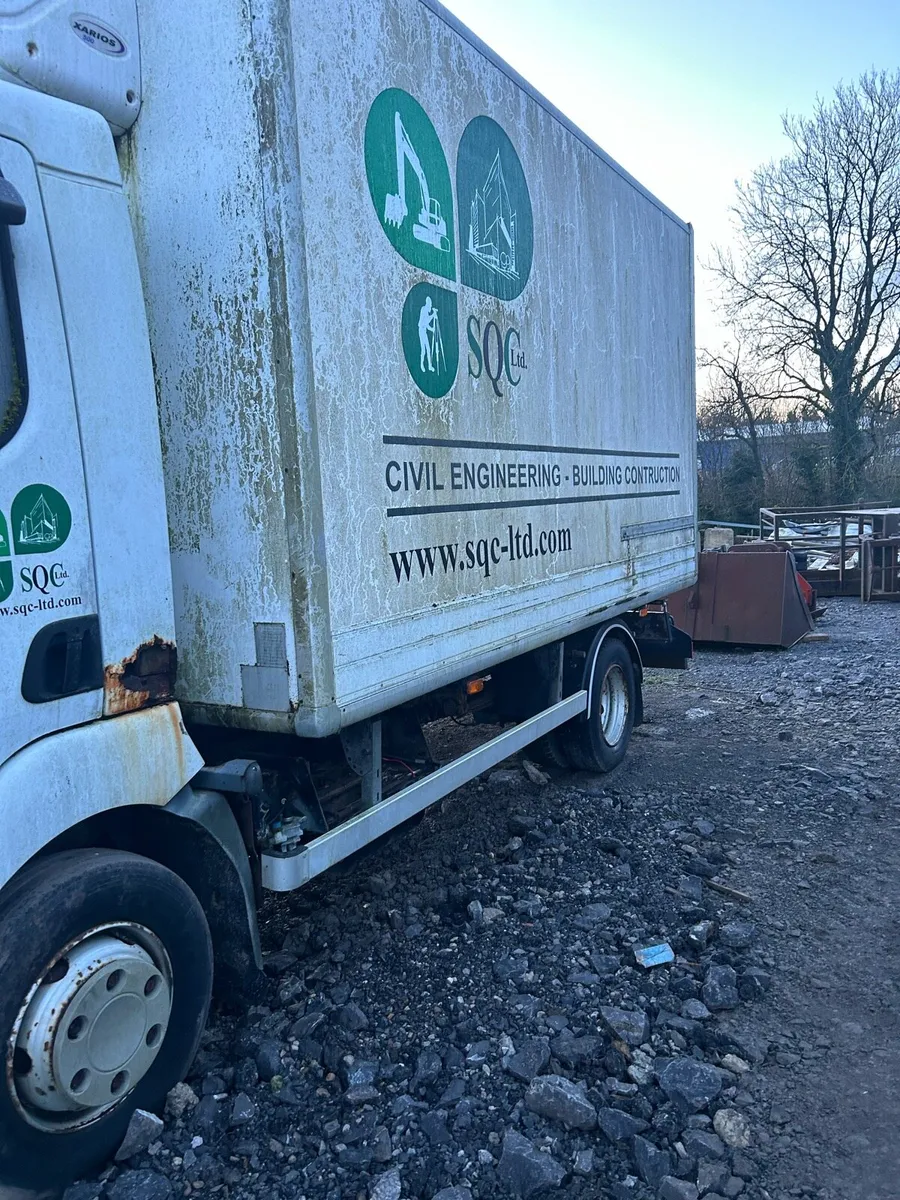 Renault midlum fridge for spares - Image 2