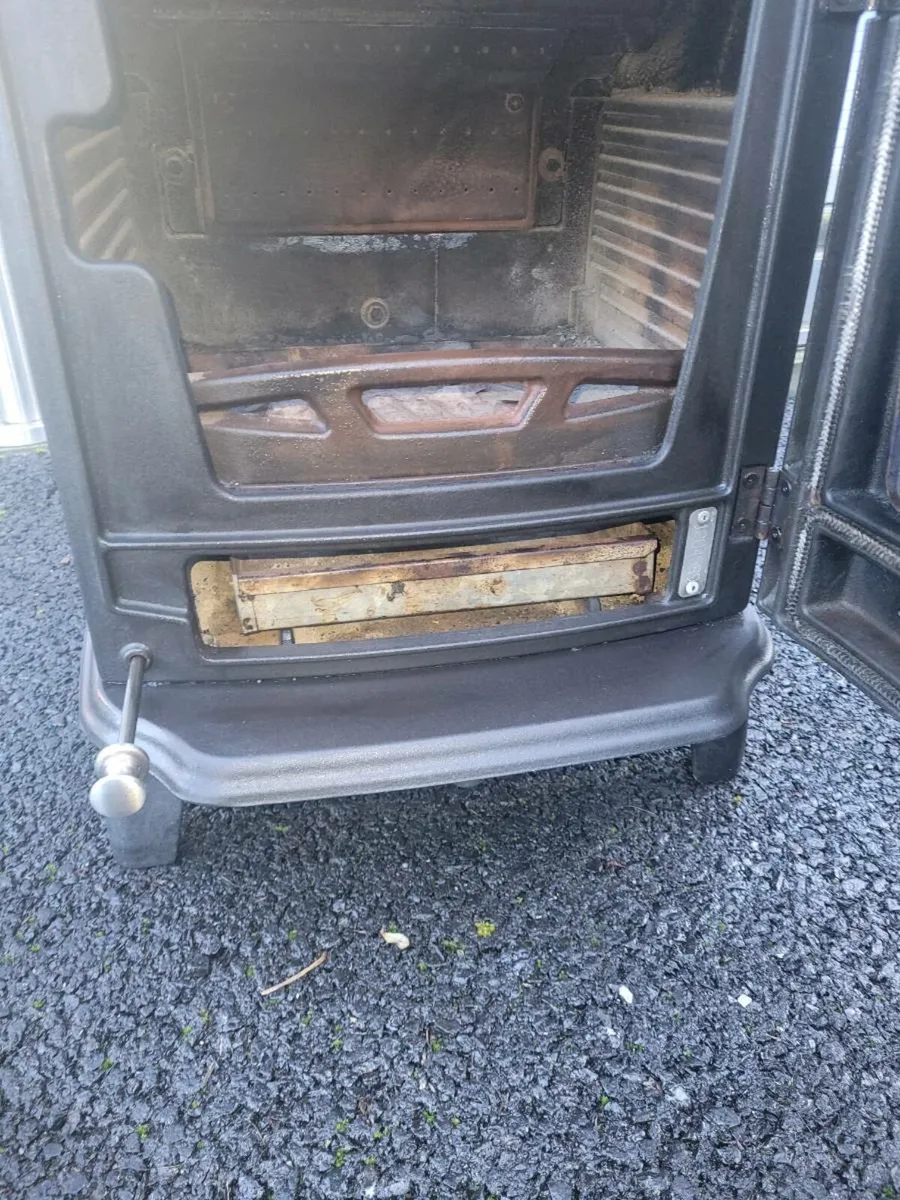 Heritage Ashford solid fuel stove - Image 4