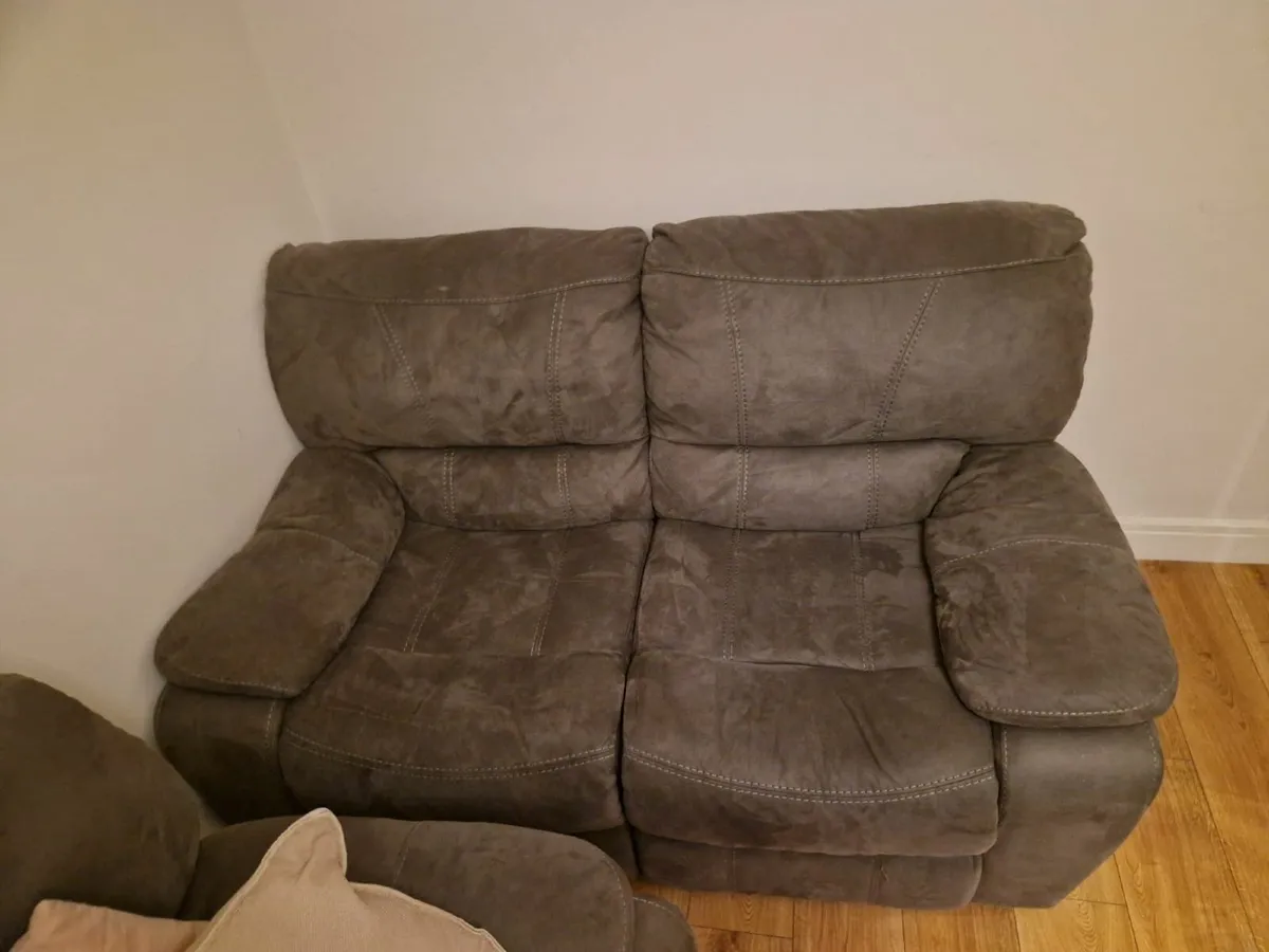 Recliner 3 + 2 seaters Sofa - Image 2