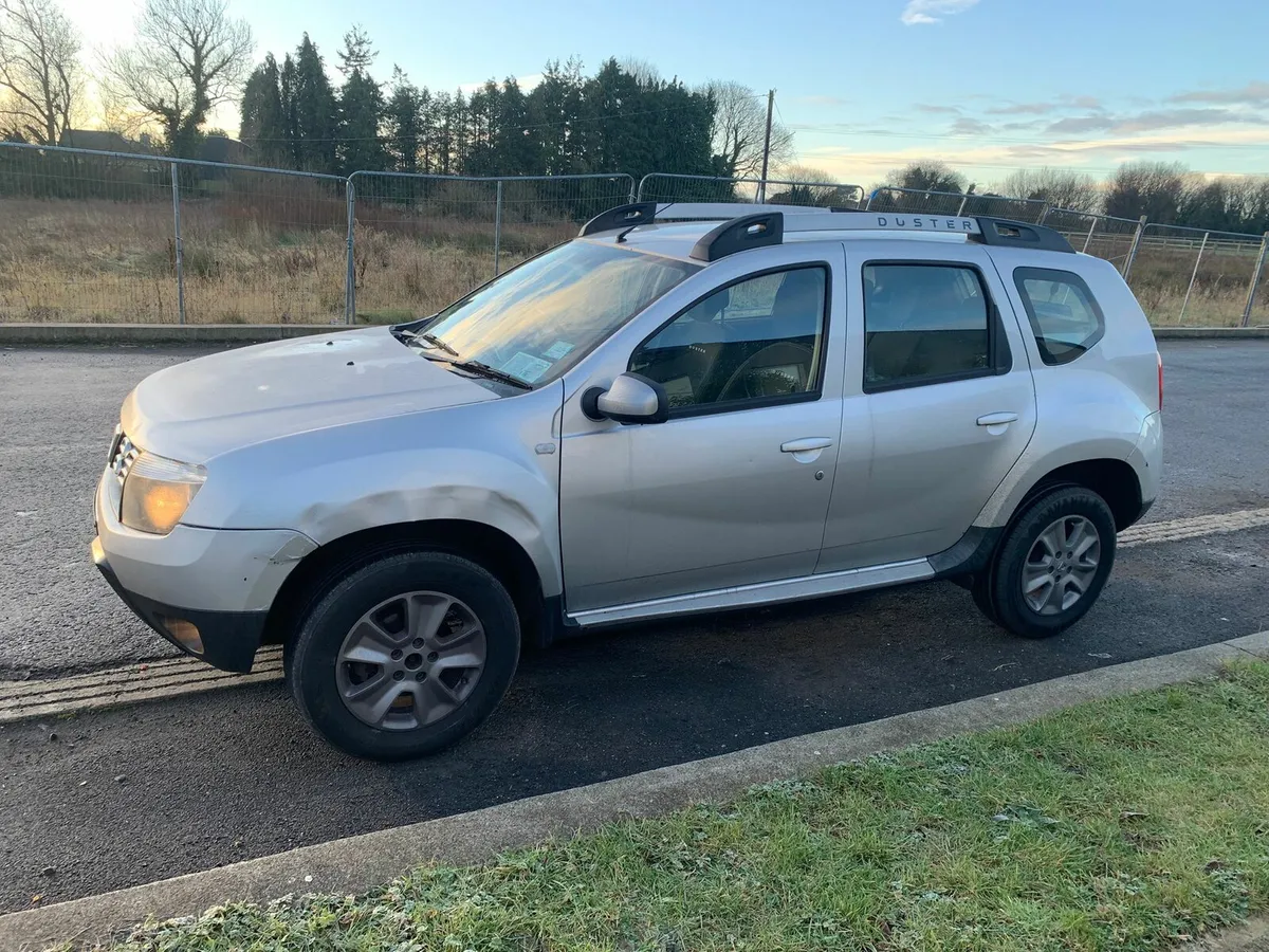 Dacia duster 151 look at photos - Image 2
