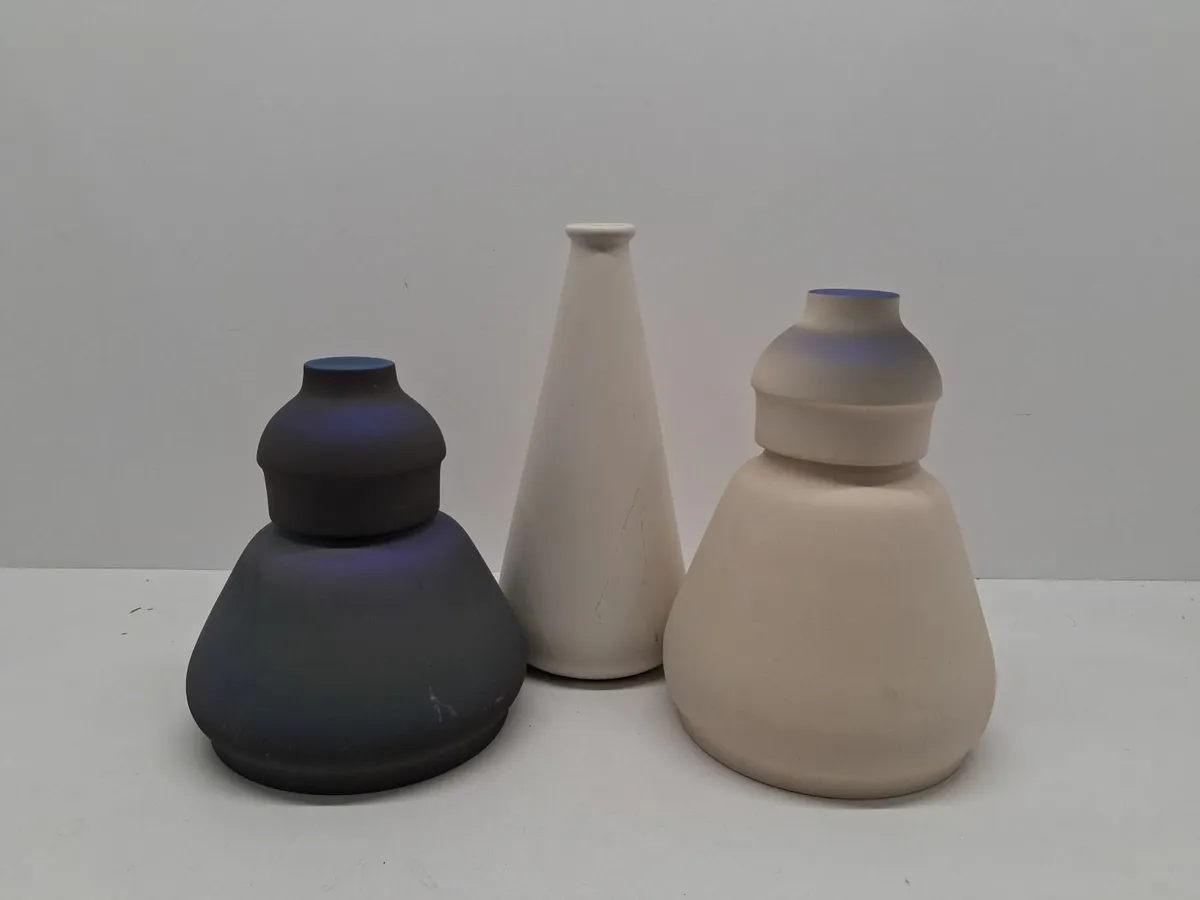 Online Auction Of De Lost Weekend Interiors - Image 1