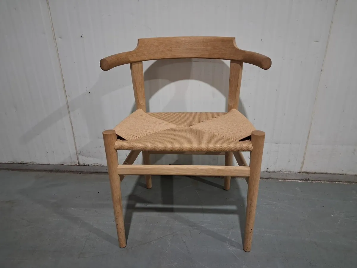 Online Auction Of De Lost Weekend Interiors - Image 4