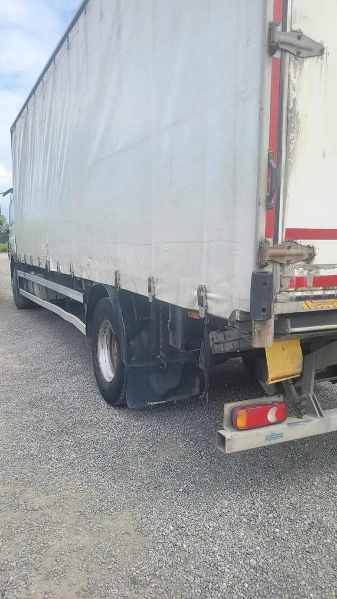 DAF Other 2011 - Image 2