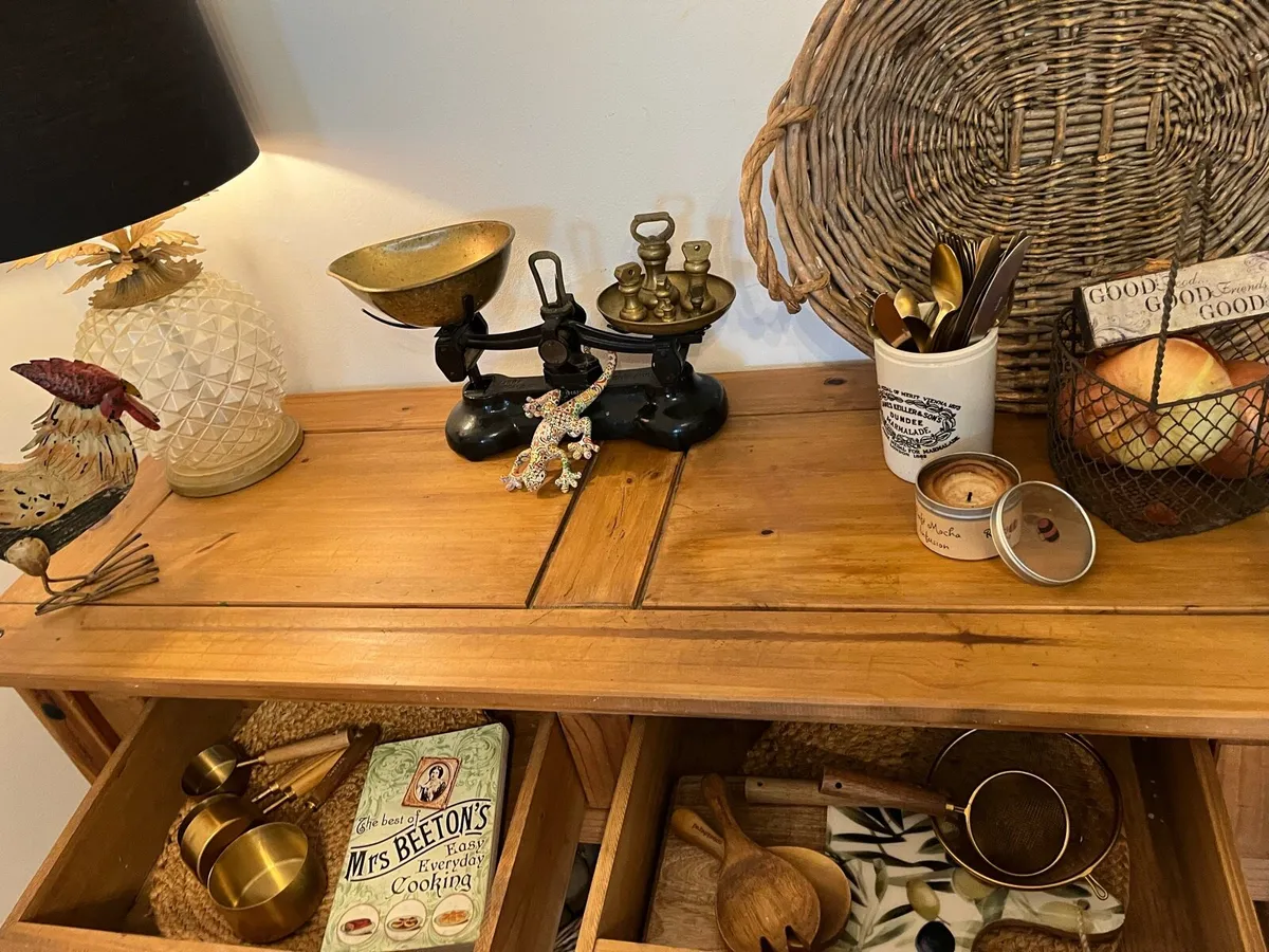 Console table - Image 3