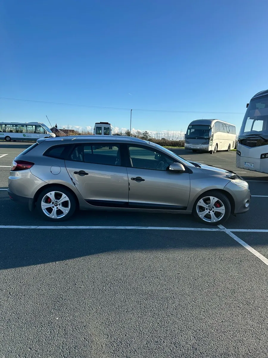 Car Renault Megan 3 automatic transmission - Image 4