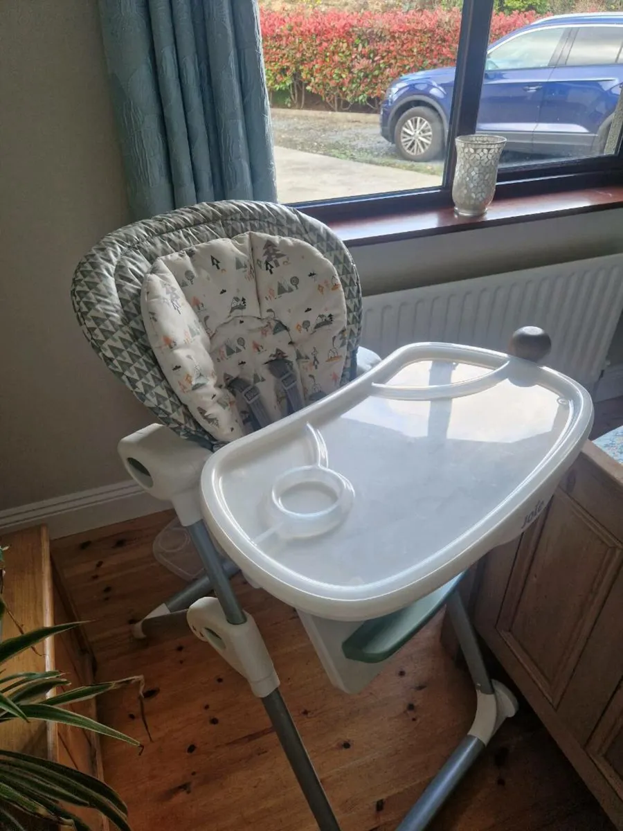 Child's high chair - Image 2